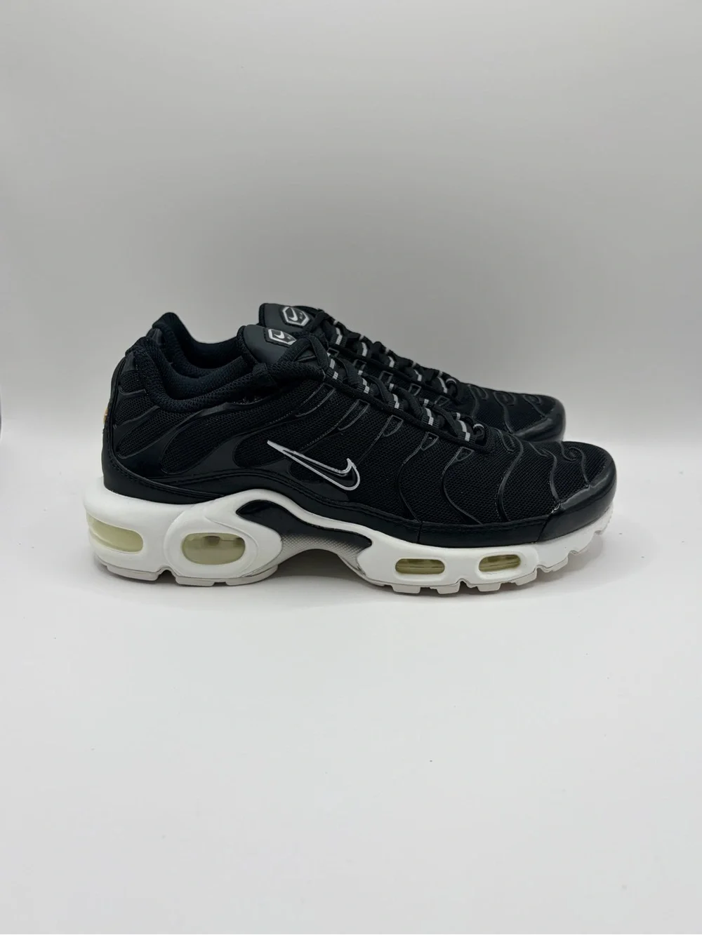 Nike Women’s Air Max Plus TN Black/White Athletic Sneakers